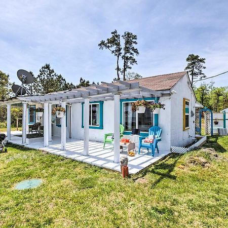 Oceanfront White Stone Cottage With Private Beach! Bagian luar foto