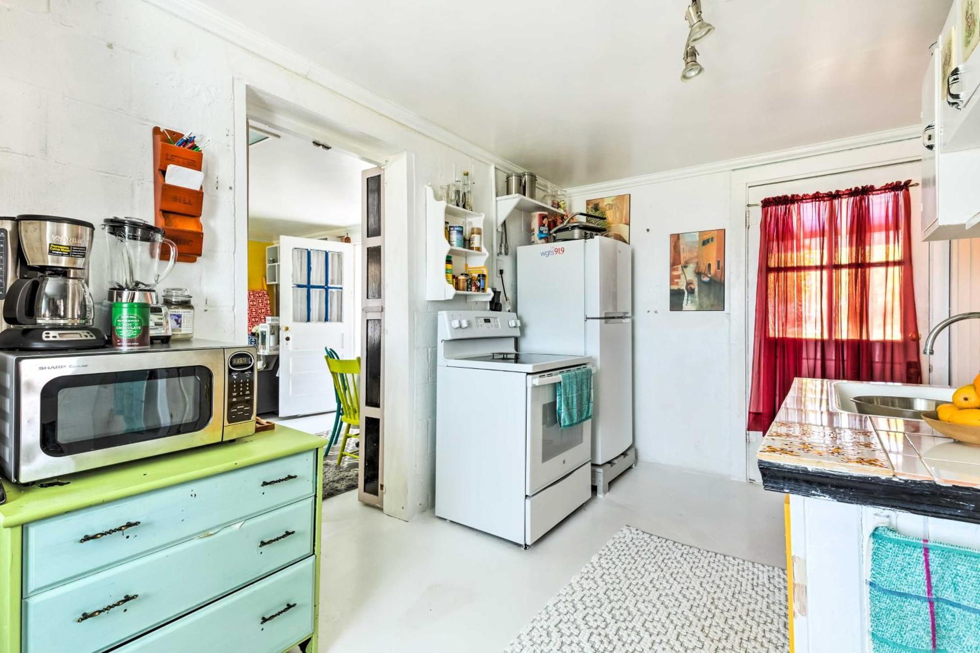 Oceanfront White Stone Cottage With Private Beach! Bagian luar foto