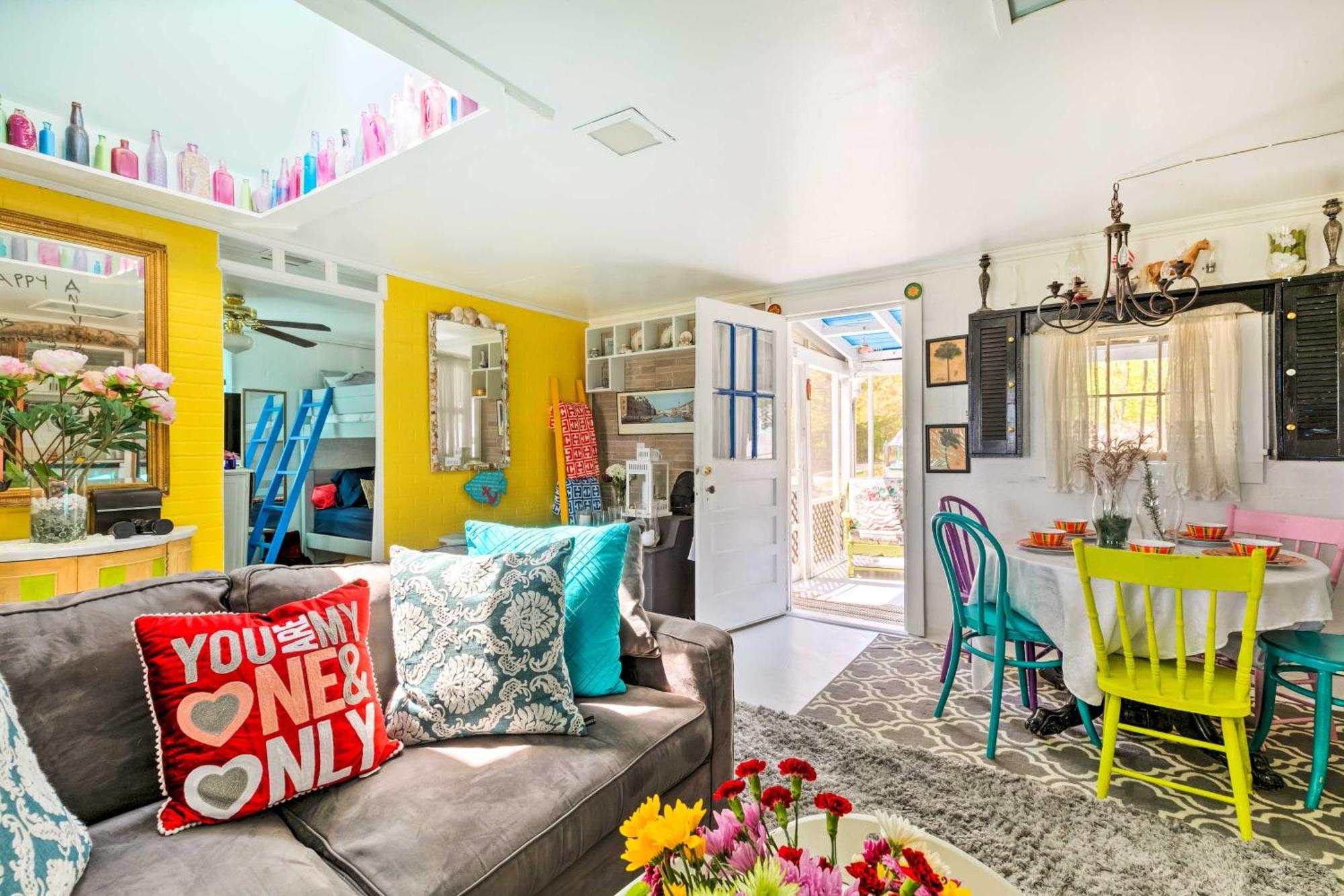 Oceanfront White Stone Cottage With Private Beach! Bagian luar foto