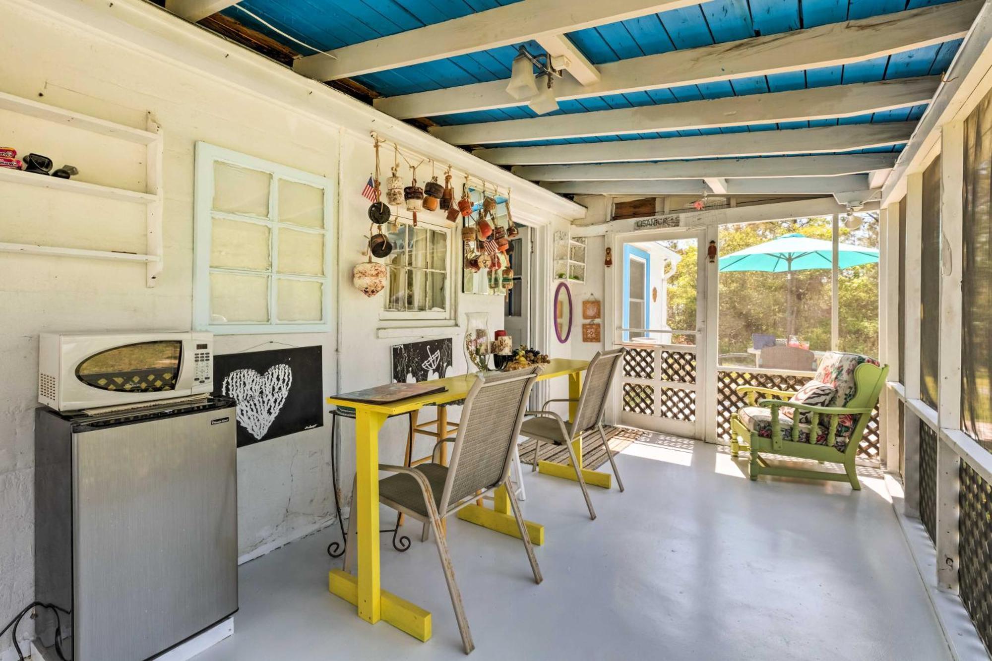 Oceanfront White Stone Cottage With Private Beach! Bagian luar foto